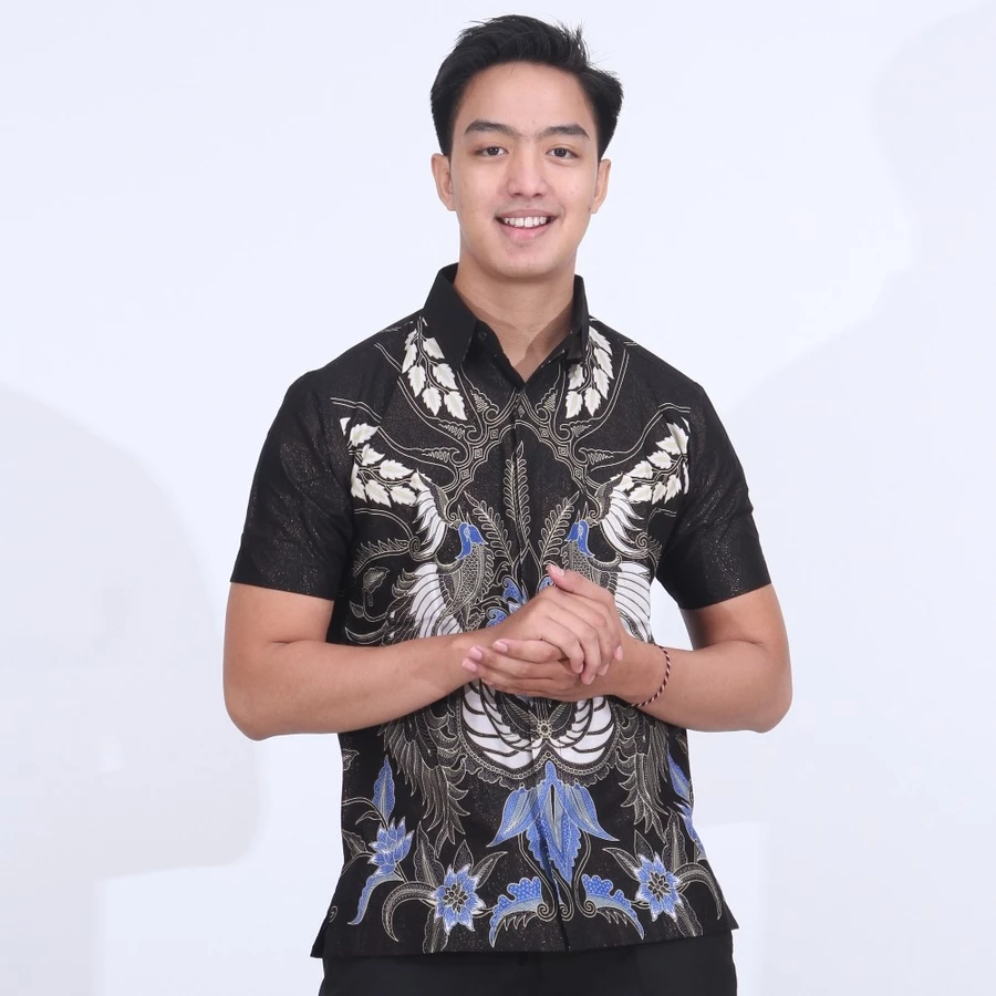 Batik Bali Lestari Batik Pria Katun Foil Prada Lengan Pendek Hitam - 033